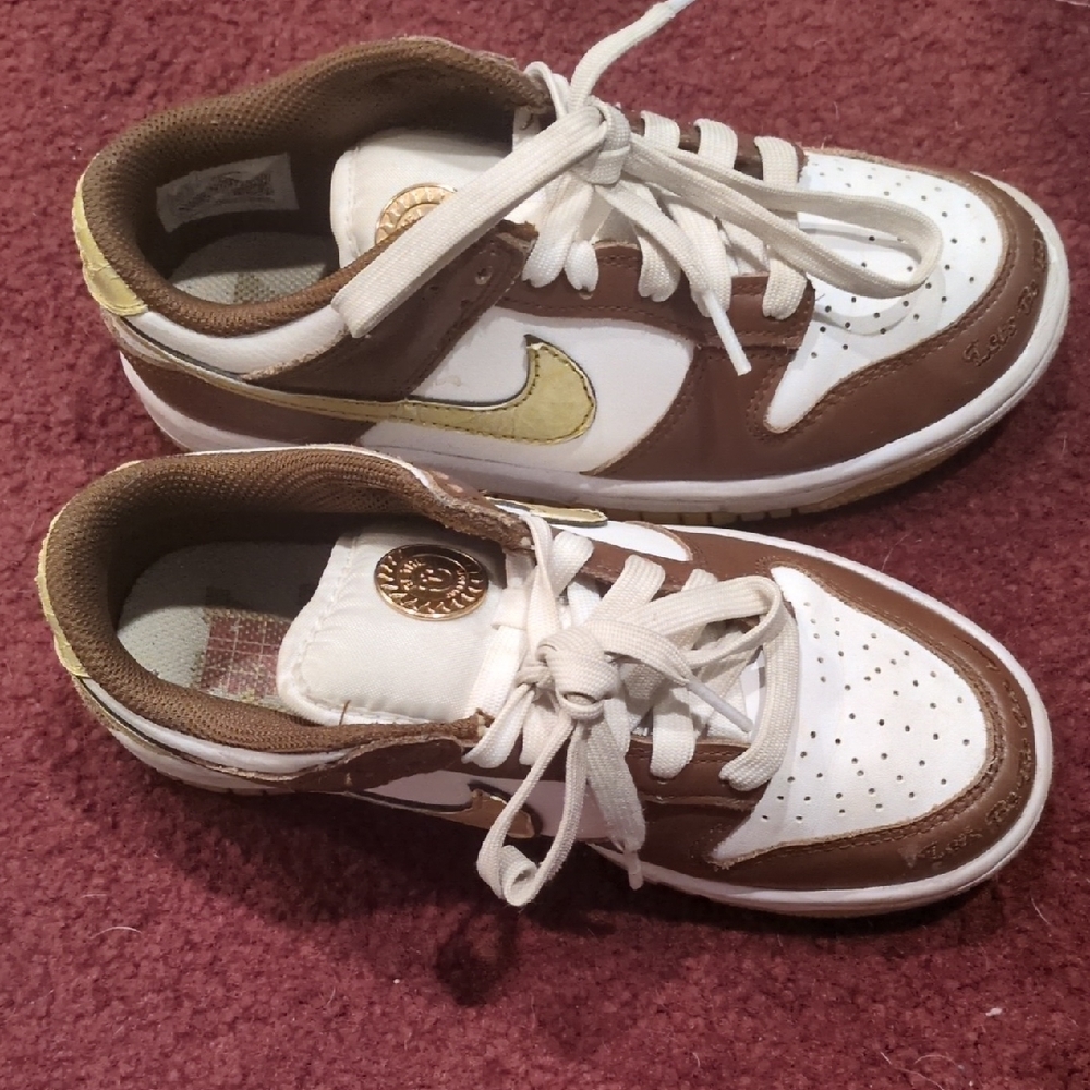 Nike Dunk Low CNBoys' Grade School size 3.5Y